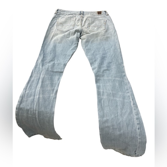 Vintage American Eagle Gently Loved Light Wash Distressed Bootcut Jeans Size 4R - Picture 9 of 15